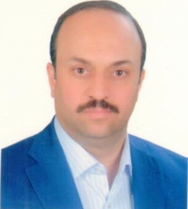 Mahmoud Raoof Kareem - Chairman